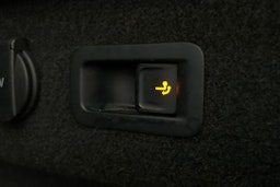 Musta Volkswagen PASSAT 2015 kuva 24.