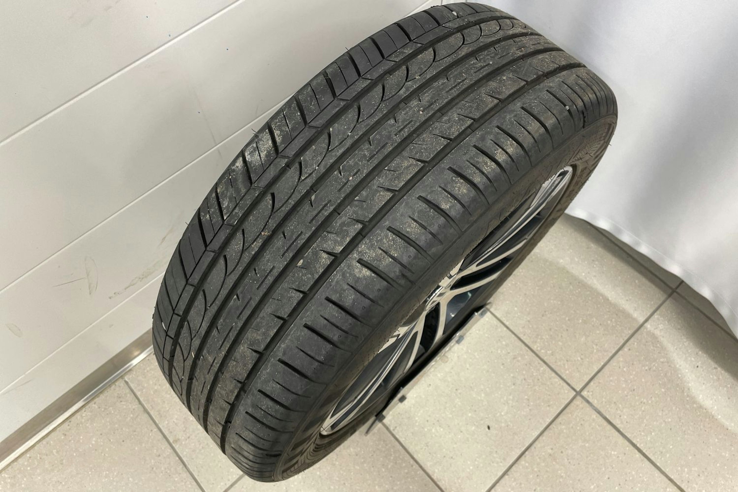 Musta Volkswagen PASSAT 2015 kuva 27.