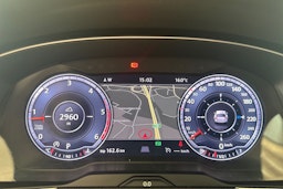 valkoinen Volkswagen Passat 2015 kuva 20.