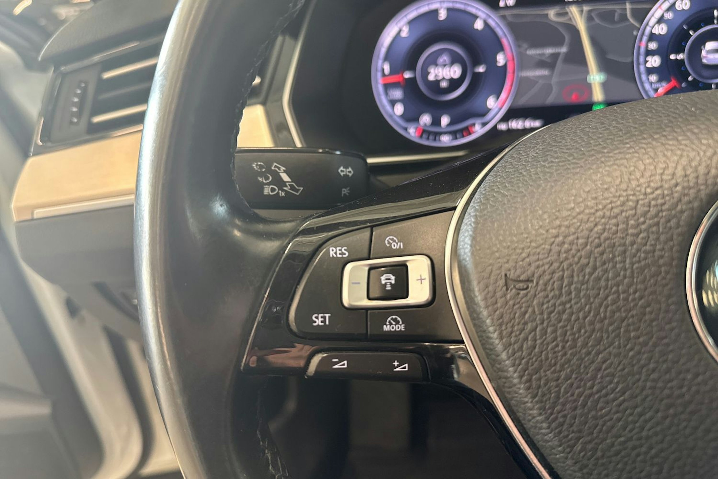 valkoinen Volkswagen Passat 2015 kuva 21.