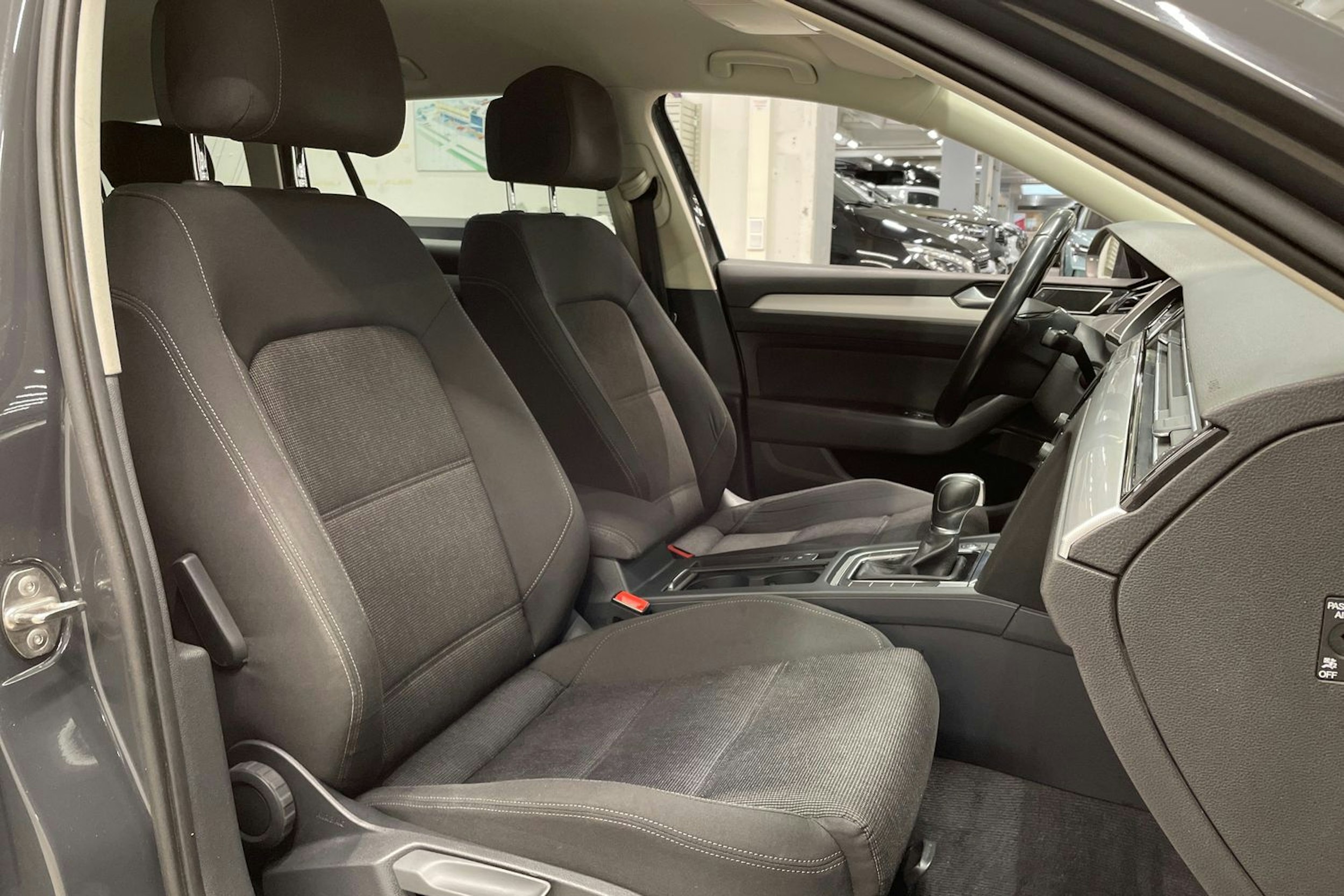 Harmaa Volkswagen PASSAT 2015 kuva 23.