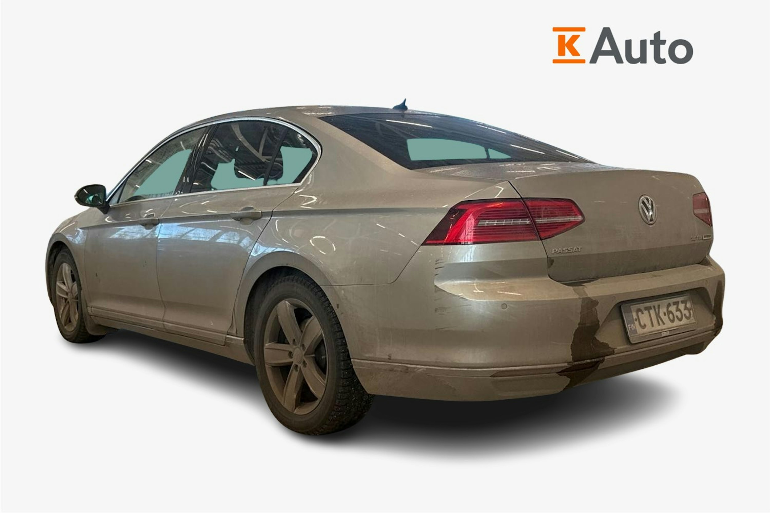 harmaa Volkswagen Passat 2015 kuva 2.