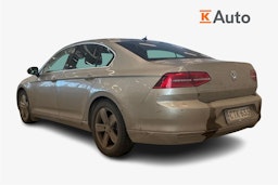 harmaa Volkswagen Passat 2015 kuva 2.