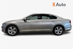 harmaa Volkswagen Passat 2015 kuva 6.