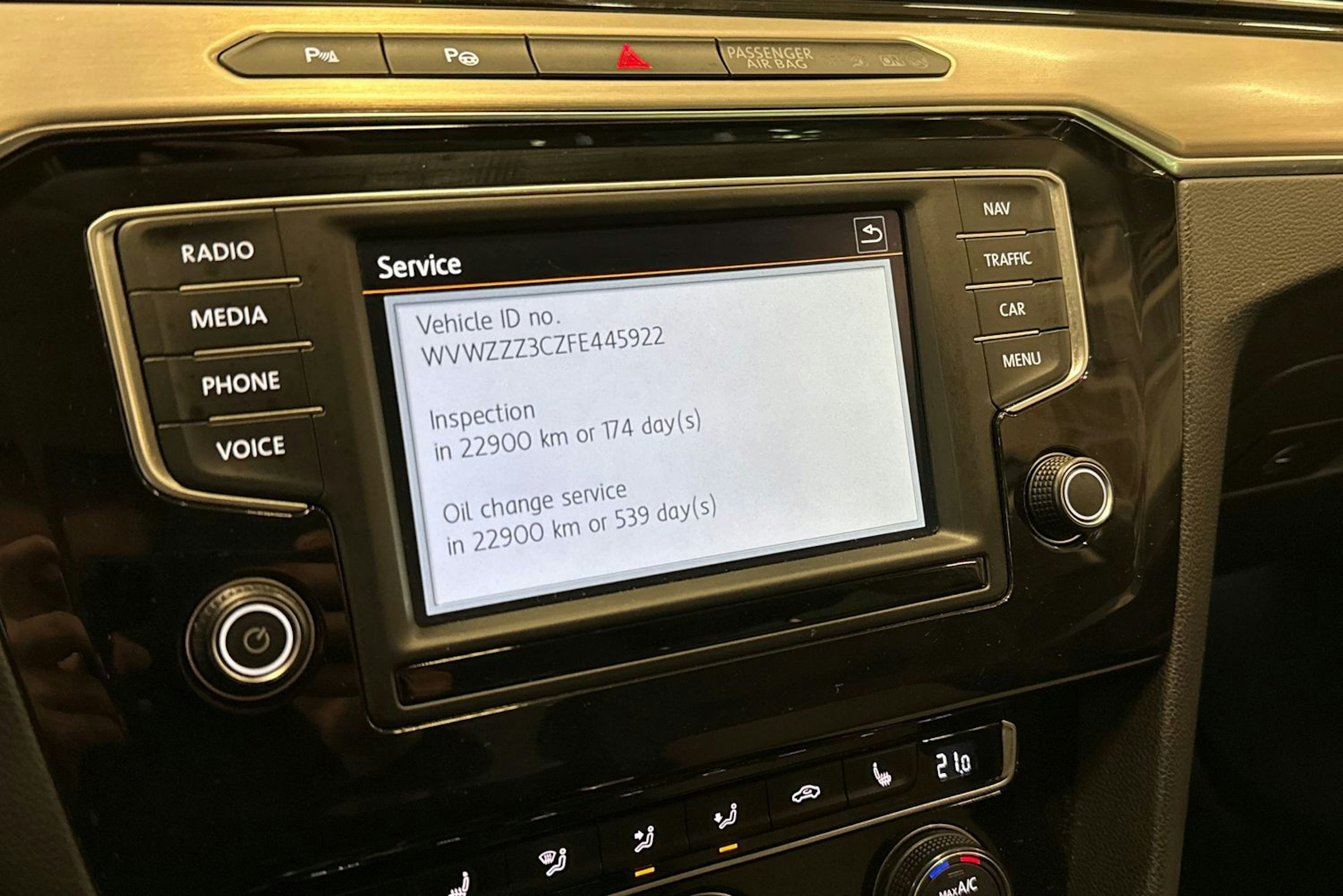 harmaa Volkswagen Passat 2015 kuva 28.