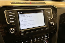 harmaa Volkswagen Passat 2015 kuva 28.