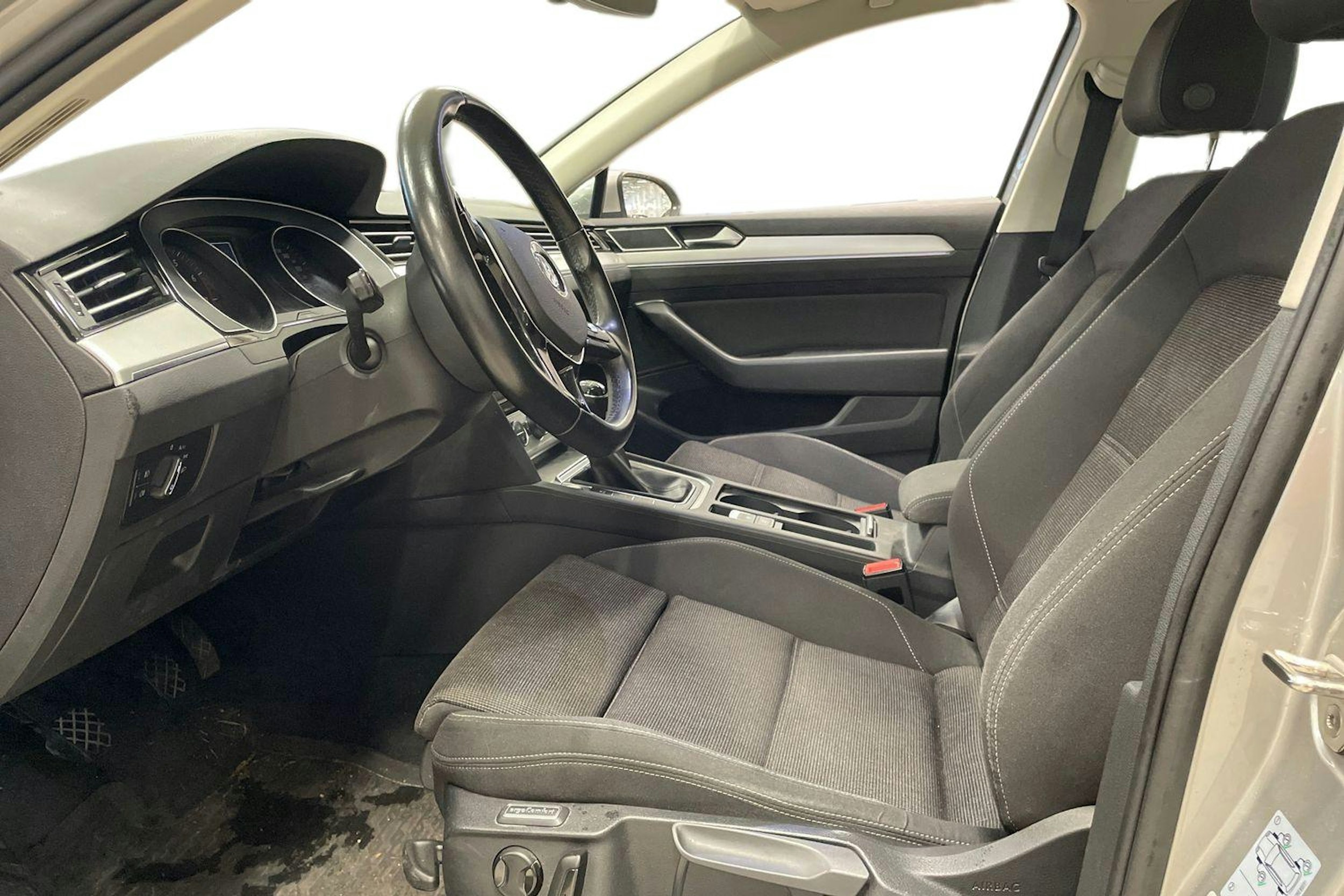 Harmaa Volkswagen PASSAT 2015 kuva 3.