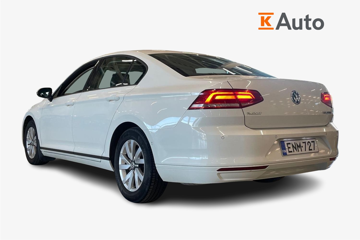 Volkswagen Passat 2015, kuva 2/25