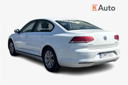 valkoinen Volkswagen Passat 2015 kuva 2.