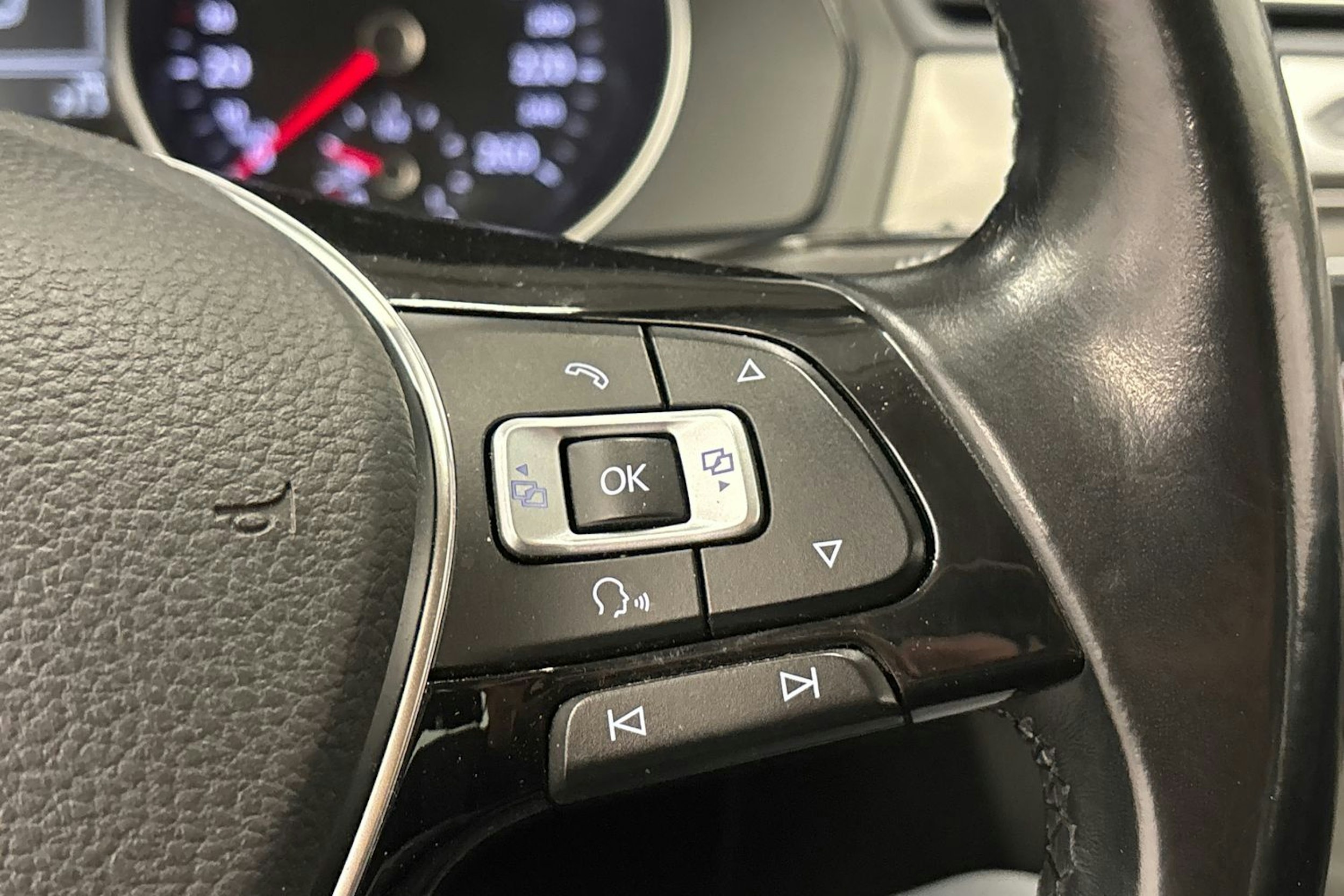 valkoinen Volkswagen Passat 2015 kuva 19.