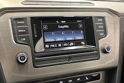 valkoinen Volkswagen Passat 2015 kuva 21.