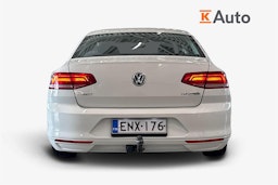 valkoinen Volkswagen Passat 2016 kuva 3.