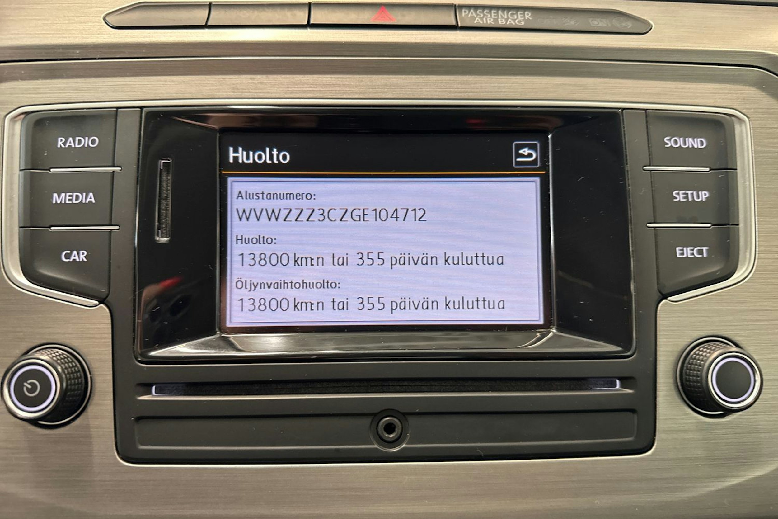 valkoinen Volkswagen Passat 2016 kuva 13.