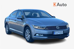 harmaa Volkswagen Passat 2015 kuva 1.