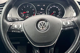 harmaa Volkswagen Passat 2015 kuva 15.
