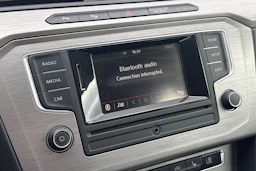 harmaa Volkswagen Passat 2015 kuva 18.