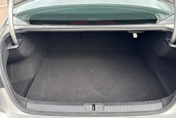 harmaa Volkswagen Passat 2015 kuva 21.
