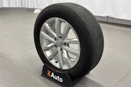 harmaa Volkswagen Passat 2015 kuva 14.