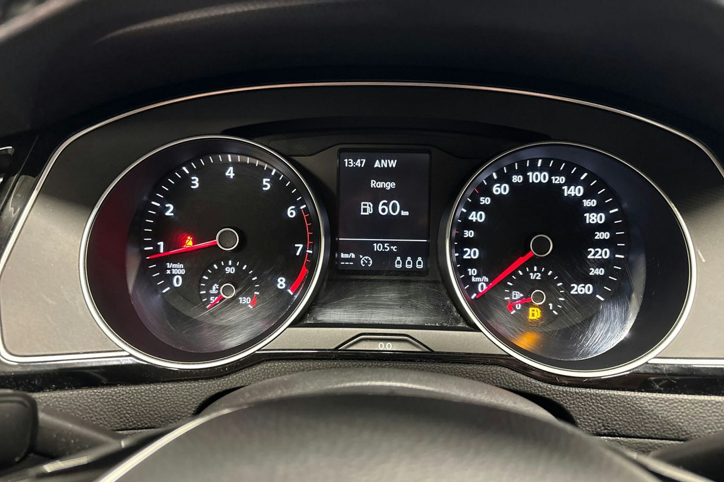 valkoinen Volkswagen Passat 2015 kuva 11.