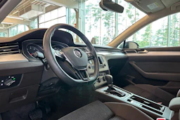 Ruskea (beige) Volkswagen PASSAT 2015 kuva 18.