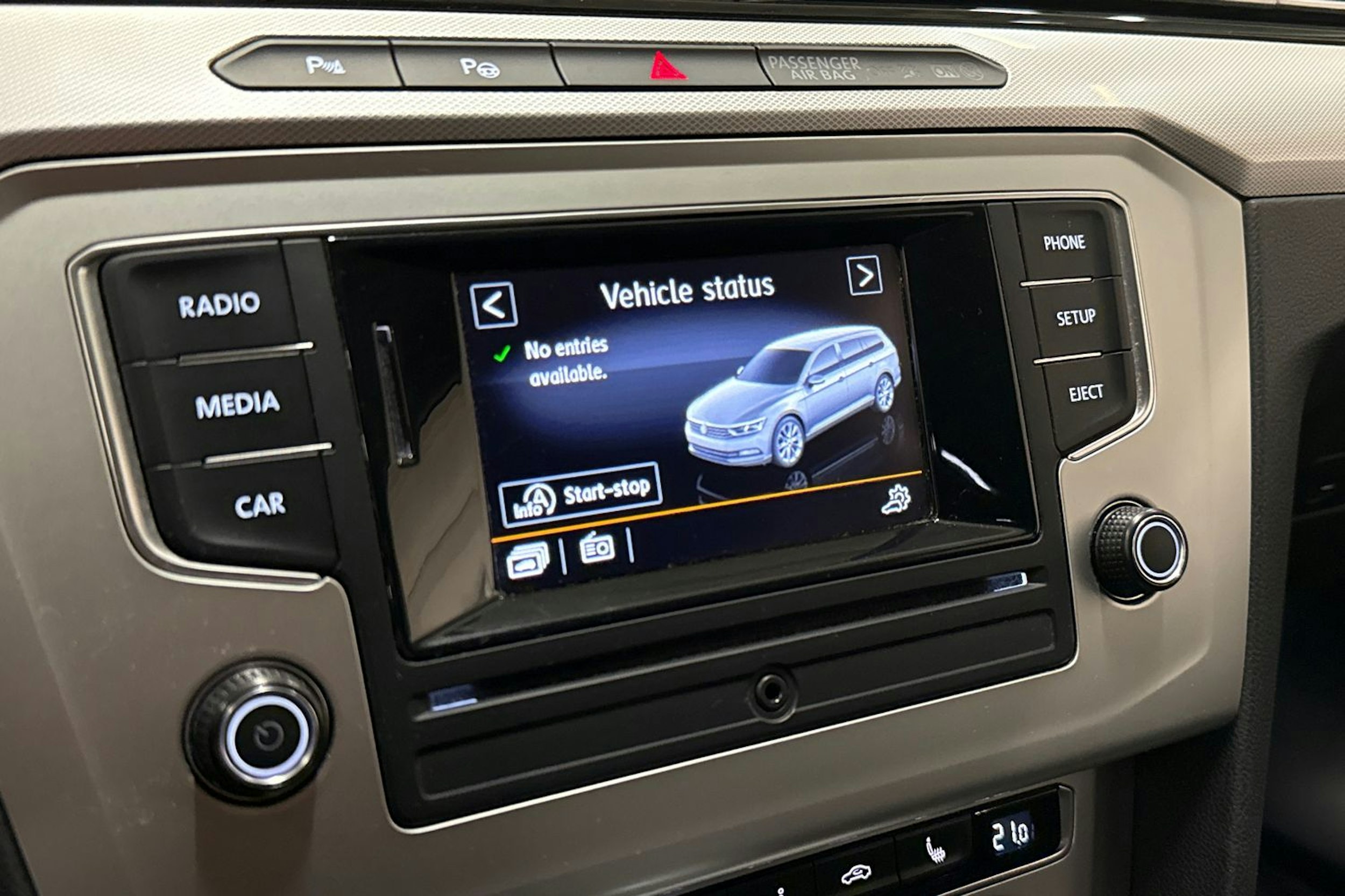 harmaa Volkswagen Passat 2015 kuva 25.