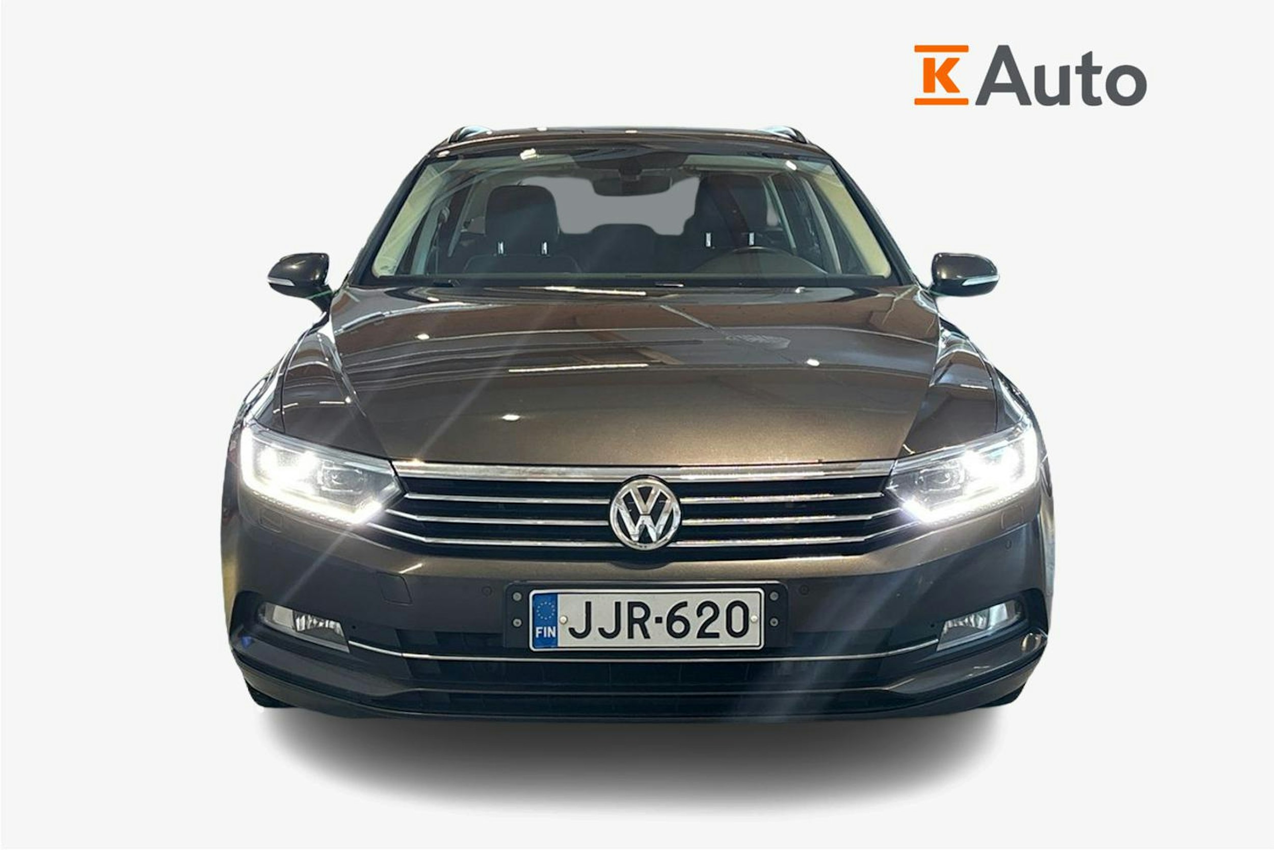 ruskea (beige) Volkswagen Passat 2015 kuva 5.