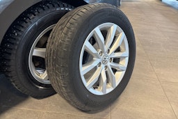 ruskea (beige) Volkswagen Passat 2015 kuva 25.