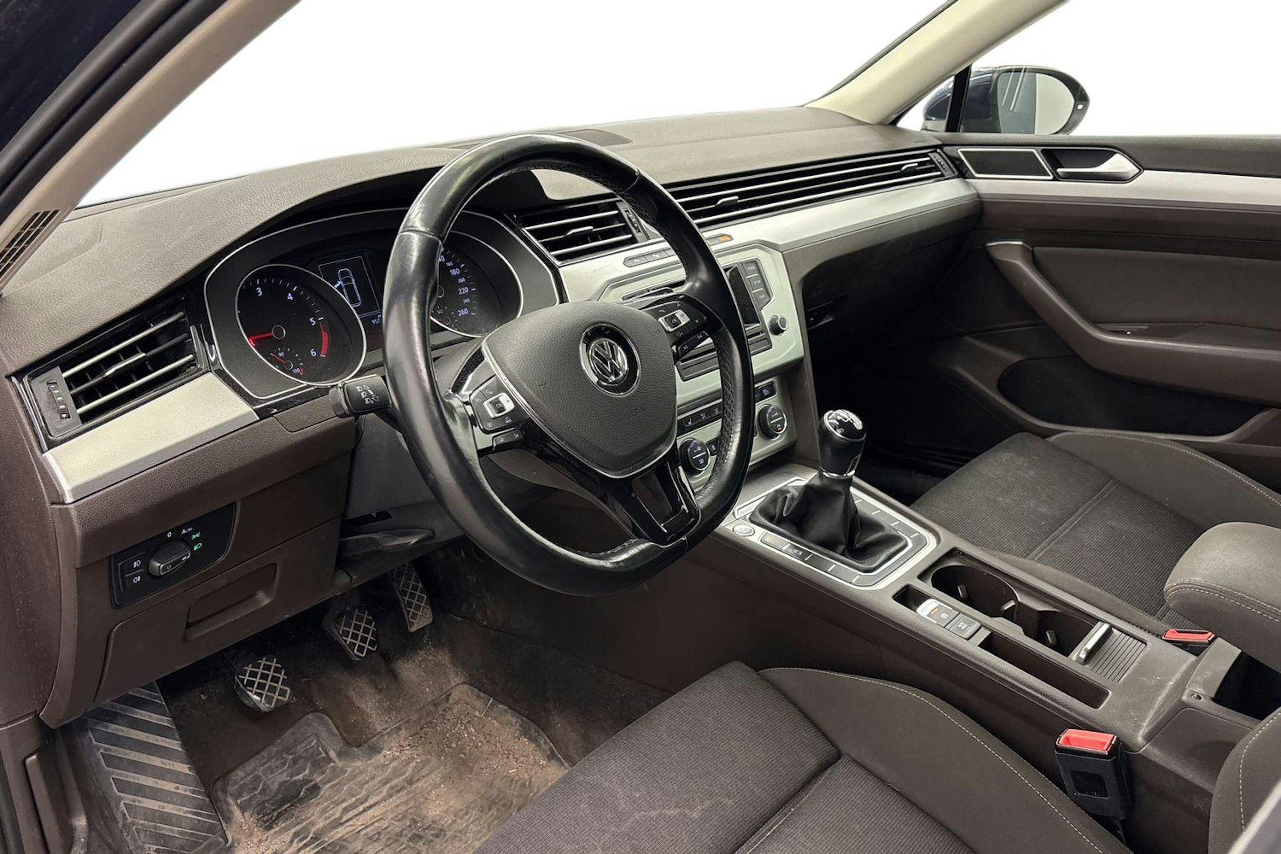 met. sininen Volkswagen Passat 2015 kuva 3.