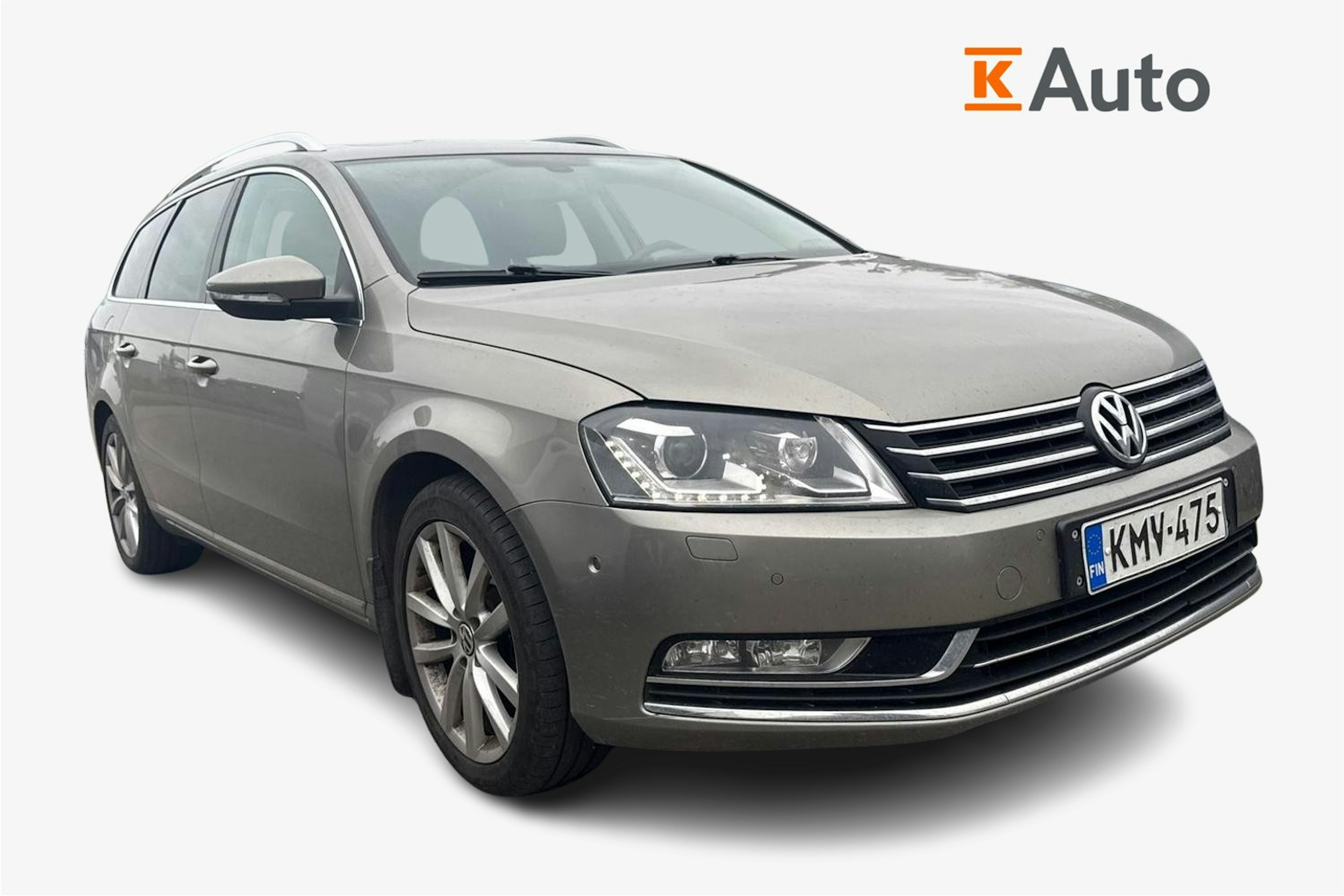 Ruskea (beige) Volkswagen PASSAT 2015 kuva 1.