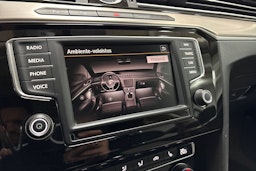 harmaa Volkswagen Passat 2016 kuva 18.