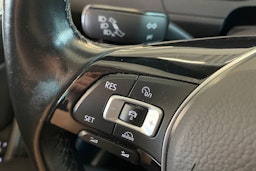 harmaa Volkswagen Passat 2015 kuva 17.