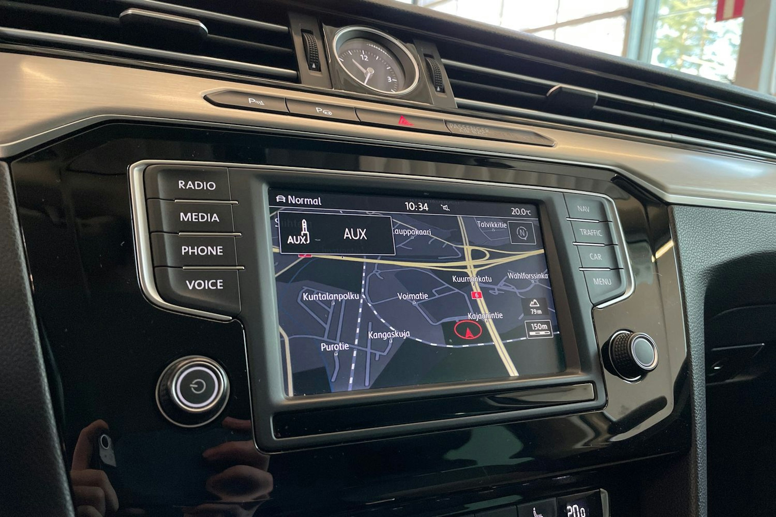 harmaa Volkswagen Passat 2015 kuva 21.