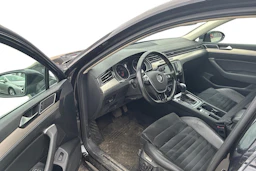 musta Volkswagen Passat 2015 kuva 3.