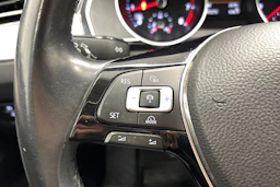 musta Volkswagen Passat 2015 kuva 14.