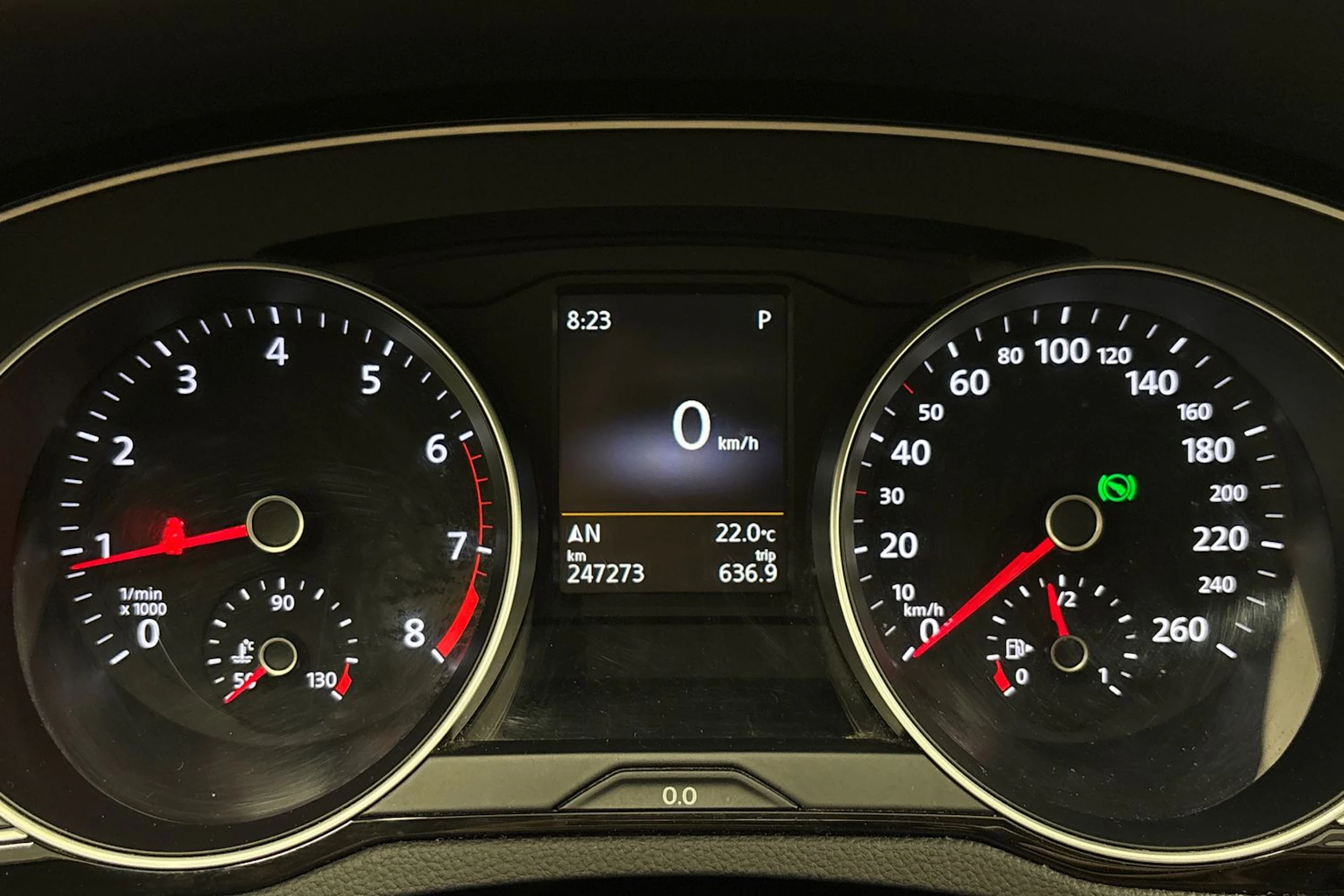 musta Volkswagen Passat 2015 kuva 16.