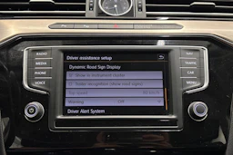 musta Volkswagen Passat 2015 kuva 19.