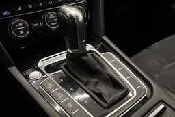 musta Volkswagen Passat 2015 kuva 20.