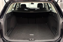 musta Volkswagen Passat 2015 kuva 21.