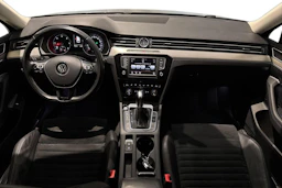 met. harmaa Volkswagen Passat 2015 kuva 7.