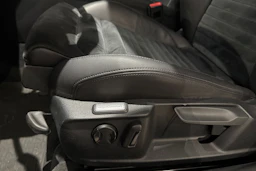 met. harmaa Volkswagen Passat 2015 kuva 14.
