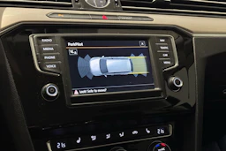 met. harmaa Volkswagen Passat 2015 kuva 18.