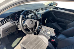valkoinen Volkswagen Passat 2015 kuva 3.
