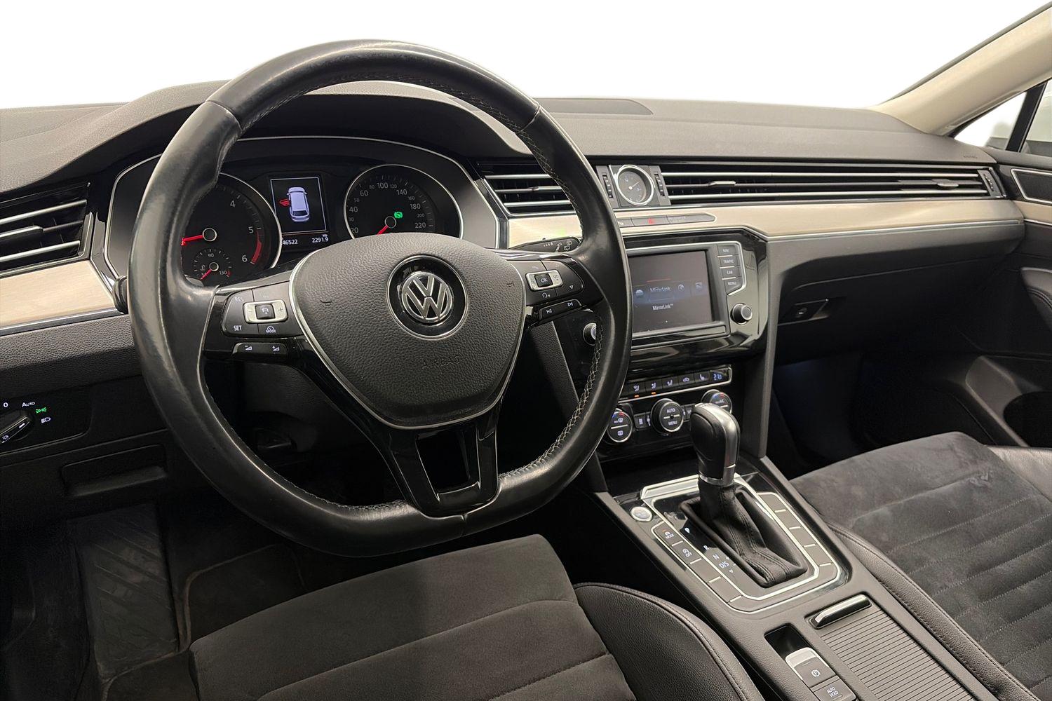 Volkswagen Passat 2015, kuva 6/23