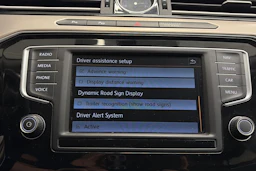 valkoinen Volkswagen Passat 2015 kuva 24.