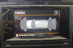 sininen Volkswagen Passat 2015 kuva 23.