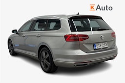 harmaa Volkswagen Passat 2015 kuva 2.