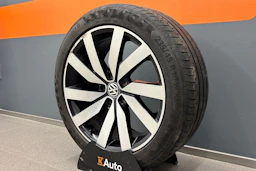 harmaa Volkswagen Passat 2015 kuva 13.