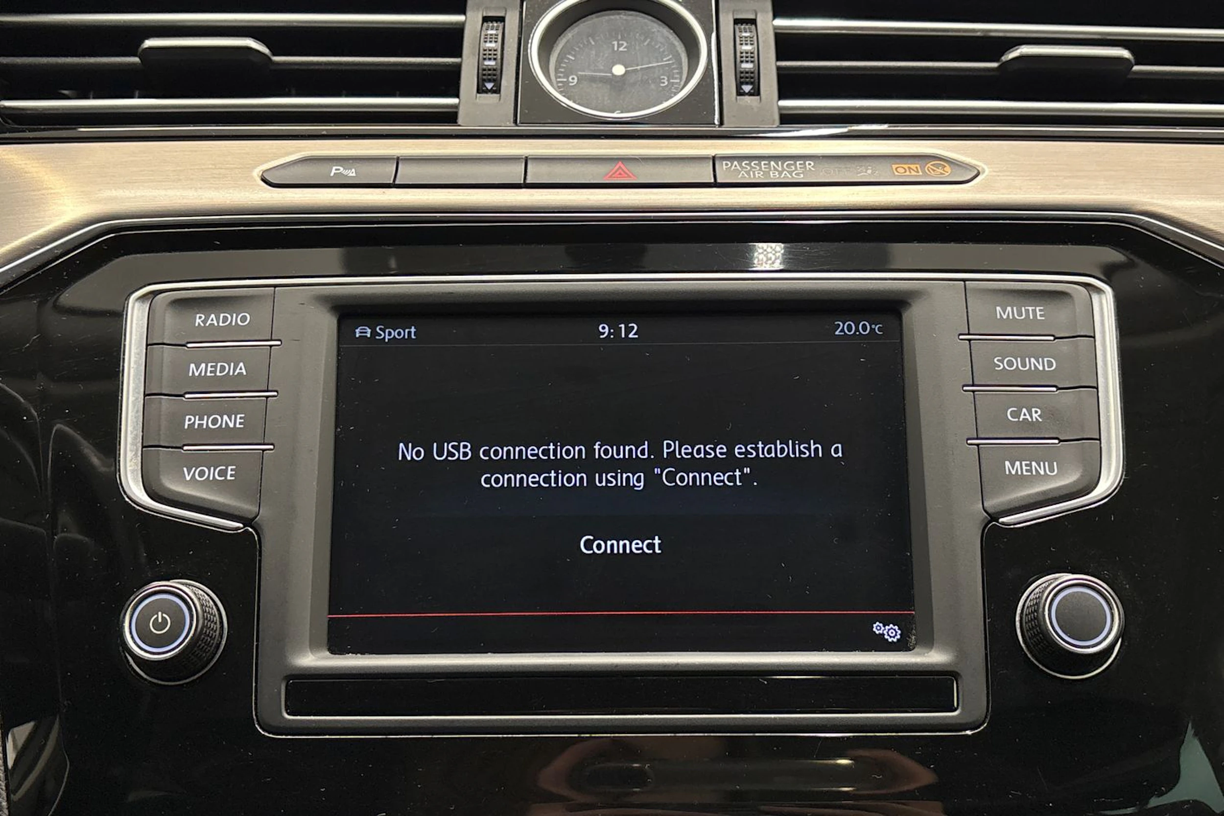 harmaa Volkswagen Passat 2015 kuva 23.