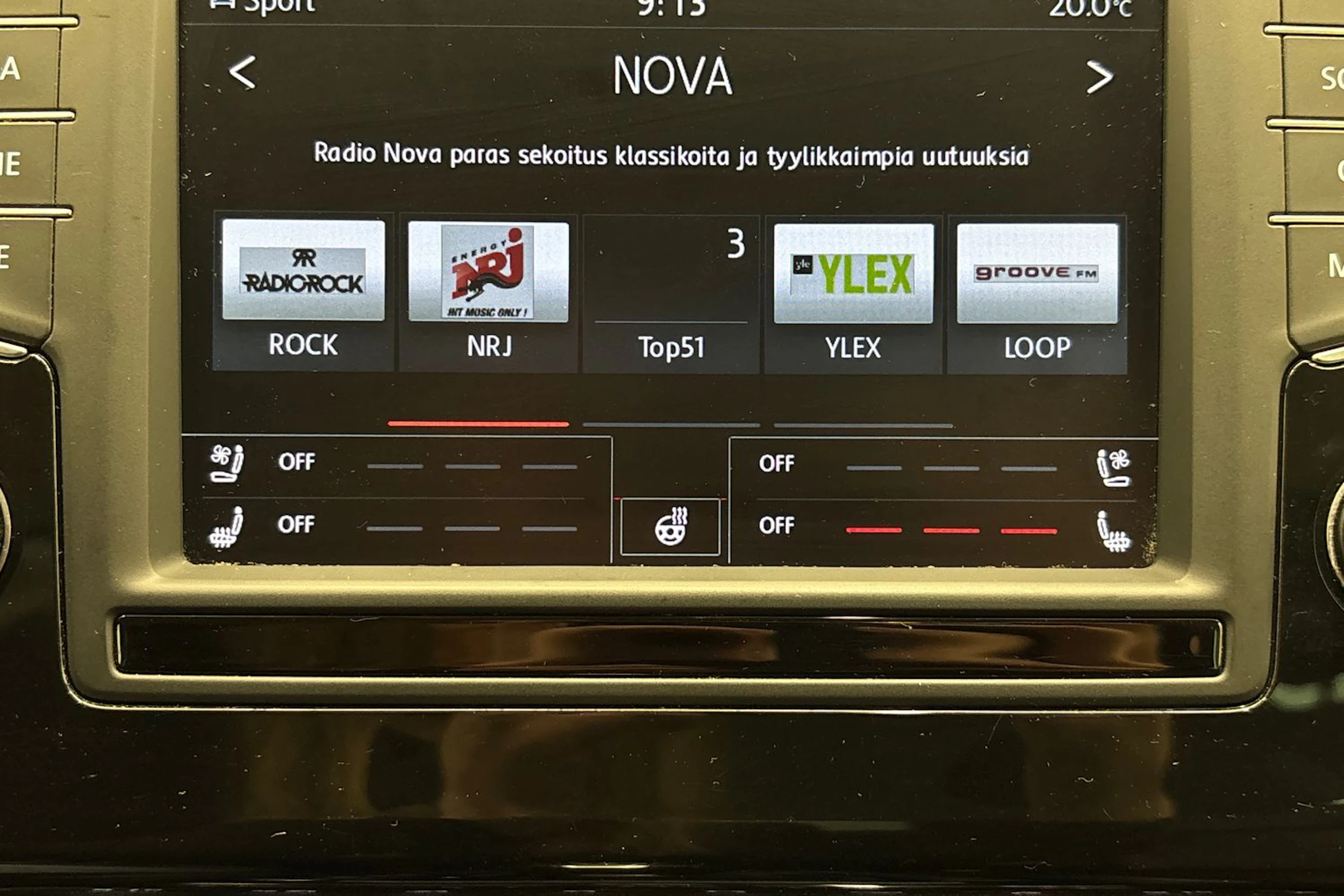 harmaa Volkswagen Passat 2015 kuva 24.