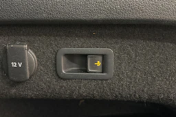 harmaa Volkswagen Passat 2015 kuva 28.